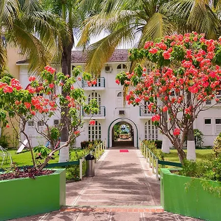 Sandcastle Studios&Suites