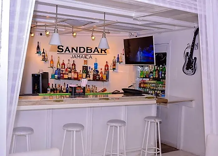 Sandcastles Hotel