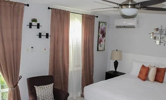 Sandcastles Hotel